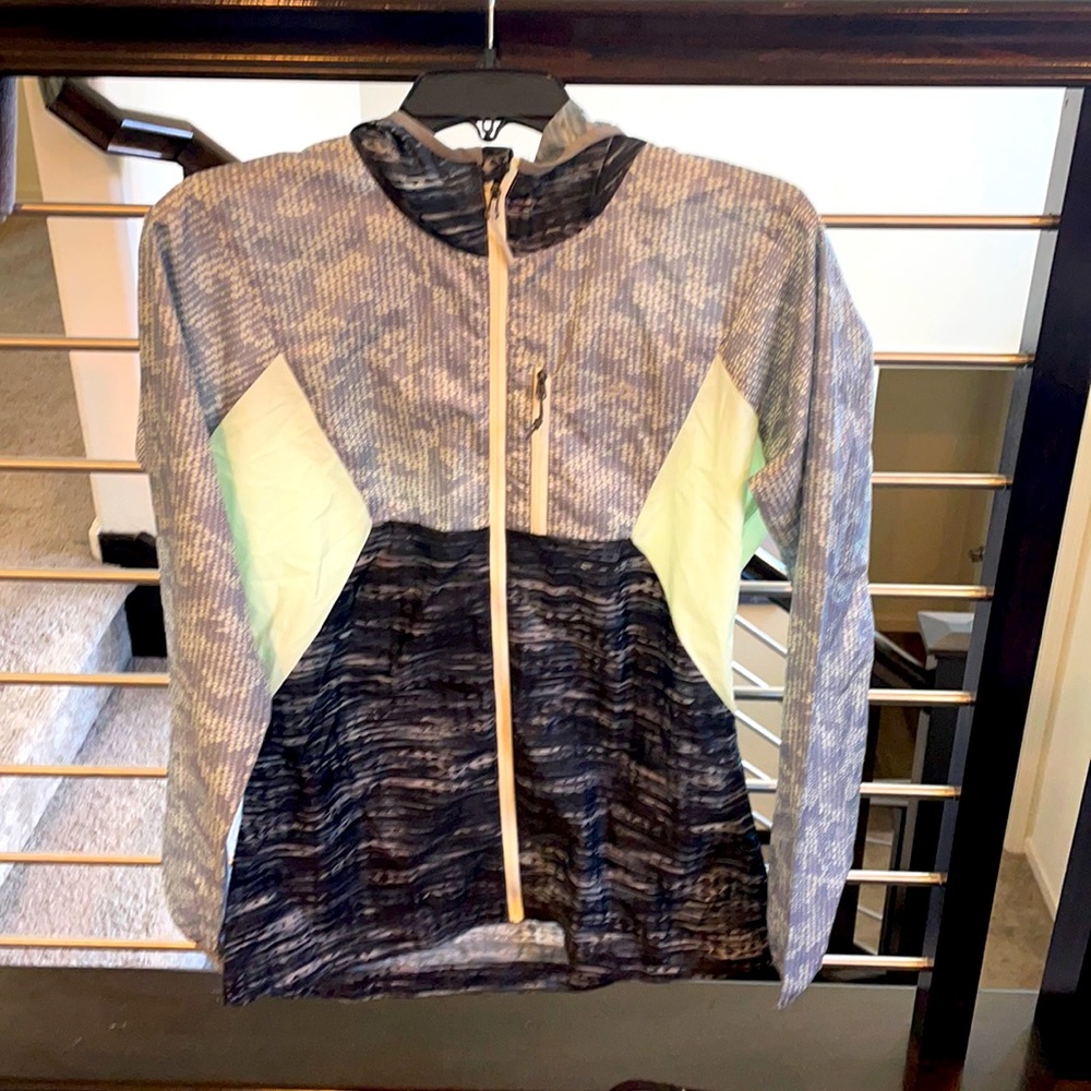 GoLite Recycled Bottle polyester jacket